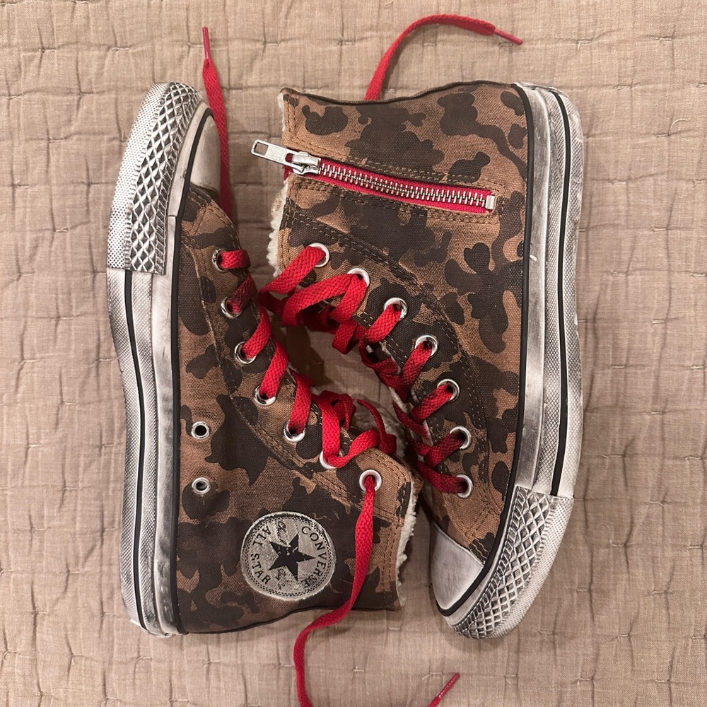 Converse Hi top sneakers